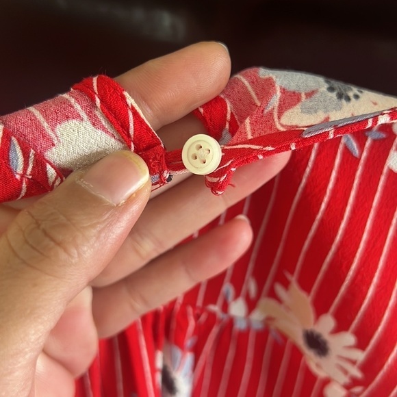 Madewell Womenโs Red Striped Floral Daisy Society Swing Rhyme Blouse Size L - Picture 11 of 17